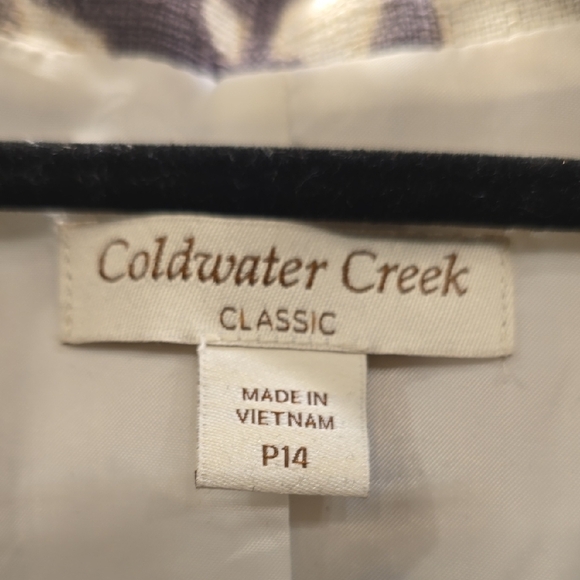 Coldwater Creek Abstract Pattern Blazer - Picture 2 of 14